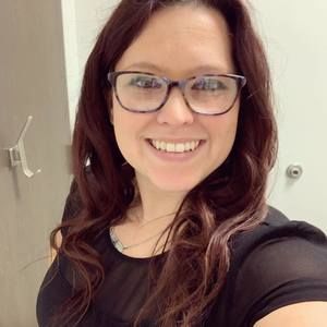 Meet your Posher, Joni